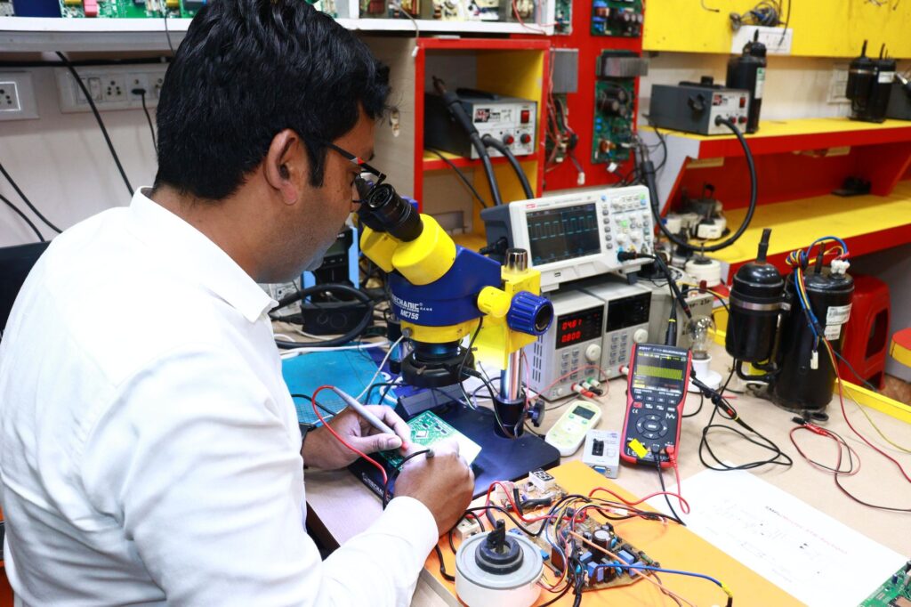 Dé sensor integrator en sensorspecialist